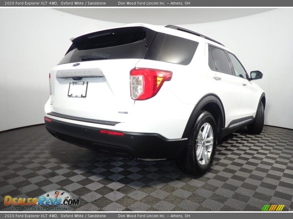 2020 Ford Explorer XLT 4WD Oxford White / Sandstone Photo #17