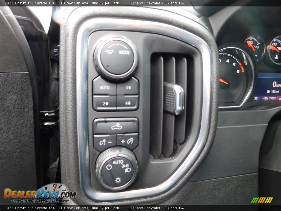 2021 Chevrolet Silverado 1500 LT Crew Cab 4x4 Black / Jet Black Photo #30