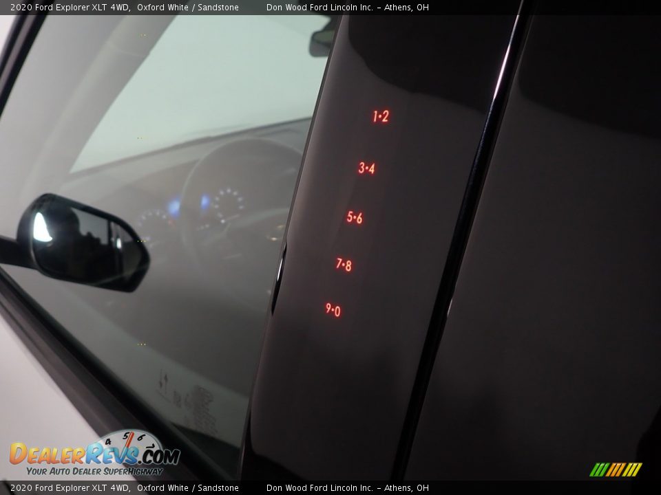2020 Ford Explorer XLT 4WD Oxford White / Sandstone Photo #19