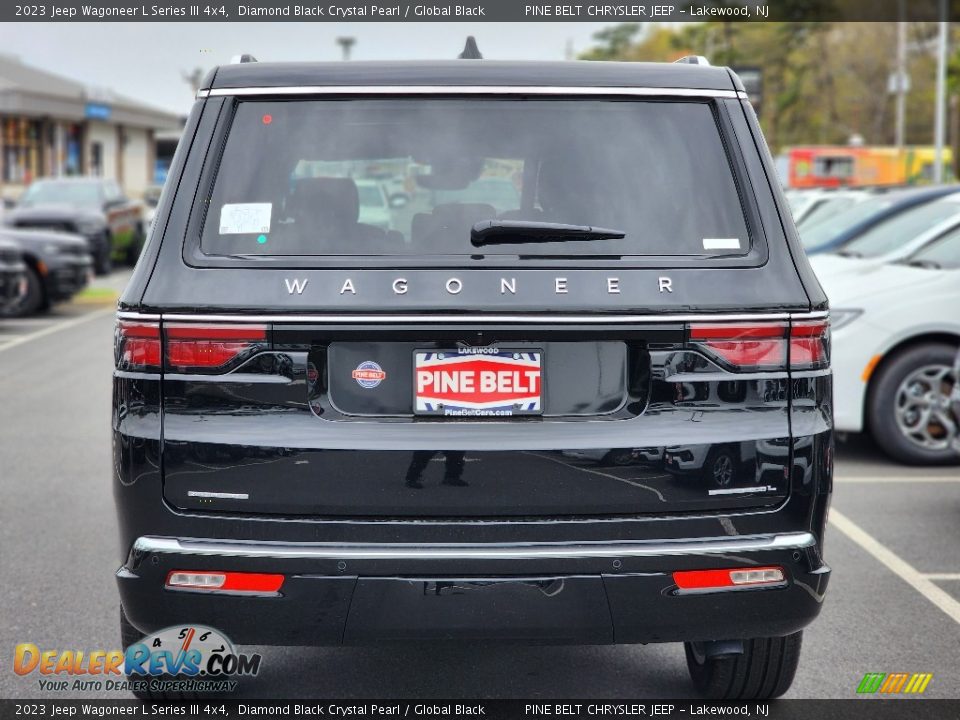 2023 Jeep Wagoneer L Series III 4x4 Diamond Black Crystal Pearl / Global Black Photo #5