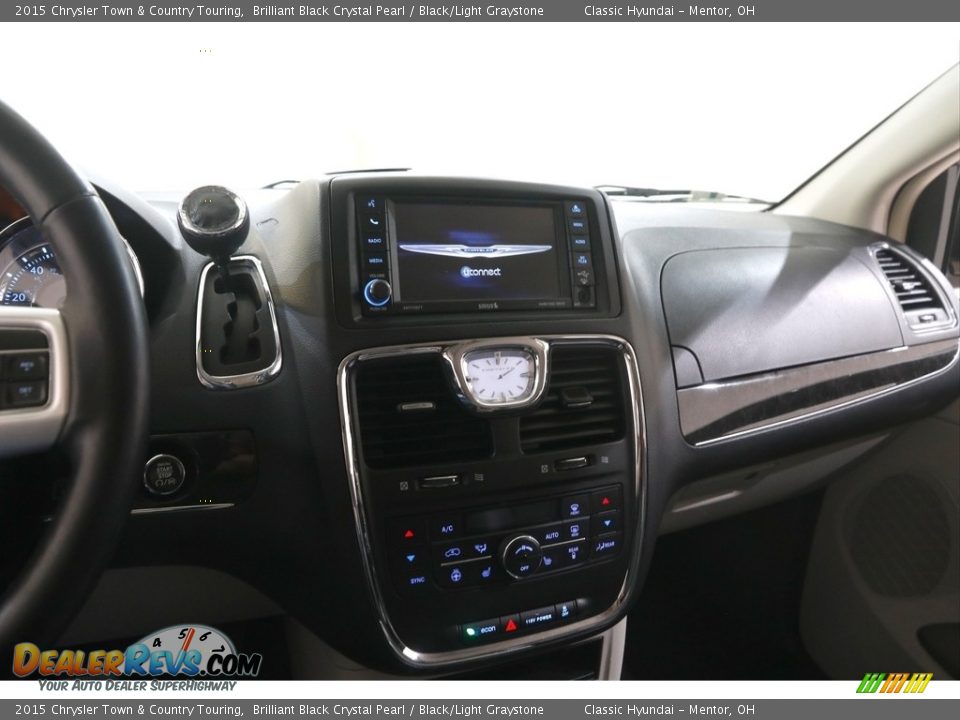 2015 Chrysler Town & Country Touring Brilliant Black Crystal Pearl / Black/Light Graystone Photo #9