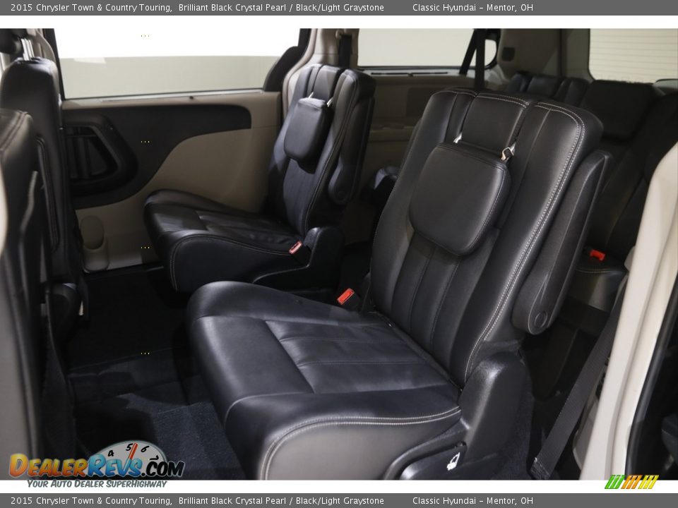 2015 Chrysler Town & Country Touring Brilliant Black Crystal Pearl / Black/Light Graystone Photo #19