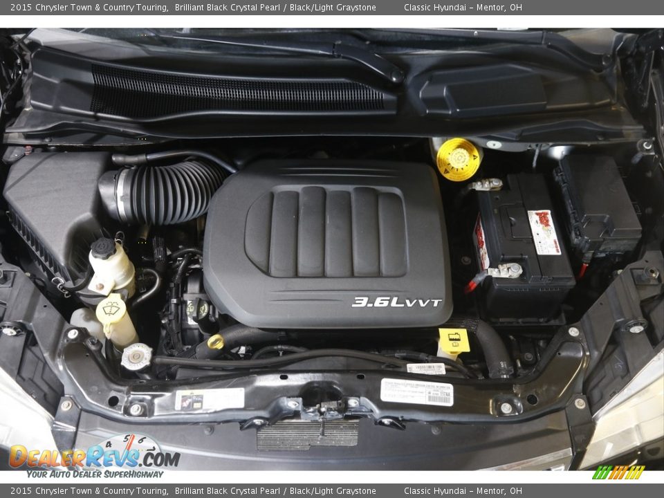 2015 Chrysler Town & Country Touring Brilliant Black Crystal Pearl / Black/Light Graystone Photo #23
