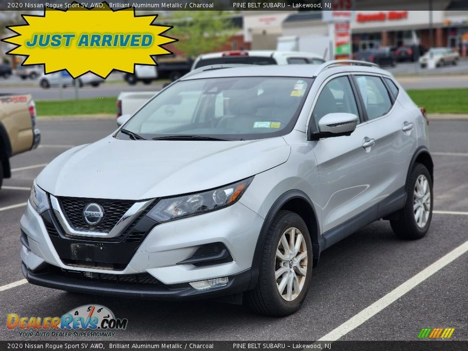 2020 Nissan Rogue Sport SV AWD Brilliant Aluminum Metallic / Charcoal Photo #1