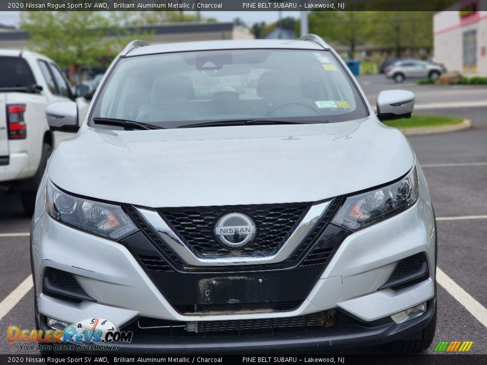 2020 Nissan Rogue Sport SV AWD Brilliant Aluminum Metallic / Charcoal Photo #2