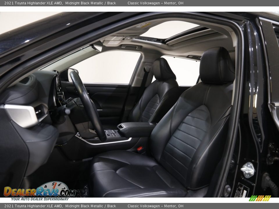 2021 Toyota Highlander XLE AWD Midnight Black Metallic / Black Photo #5