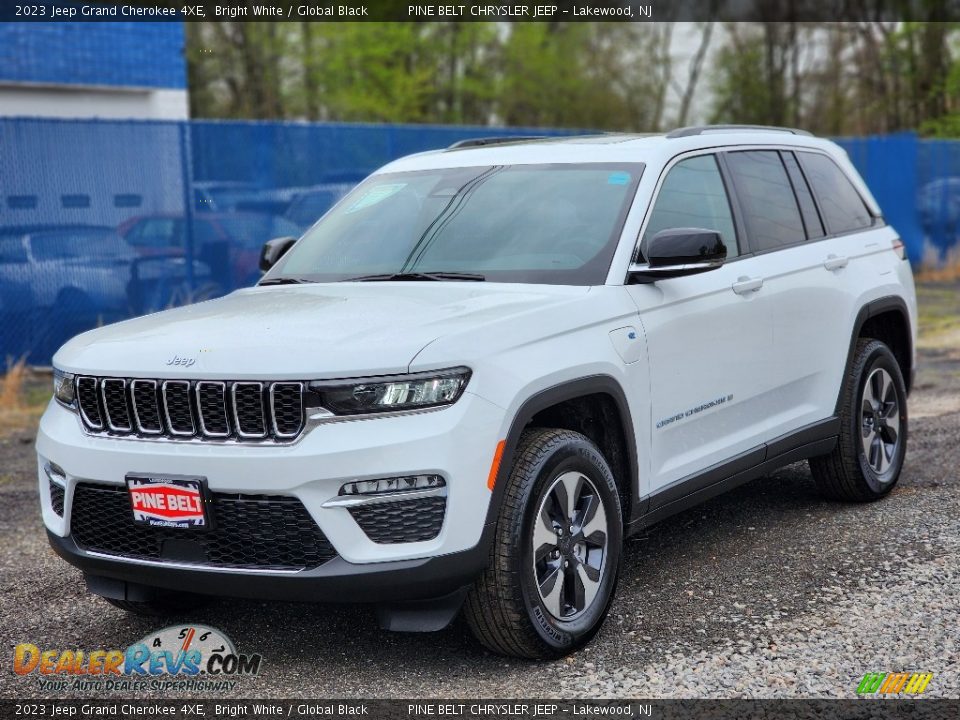 2023 Jeep Grand Cherokee 4XE Bright White / Global Black Photo #1