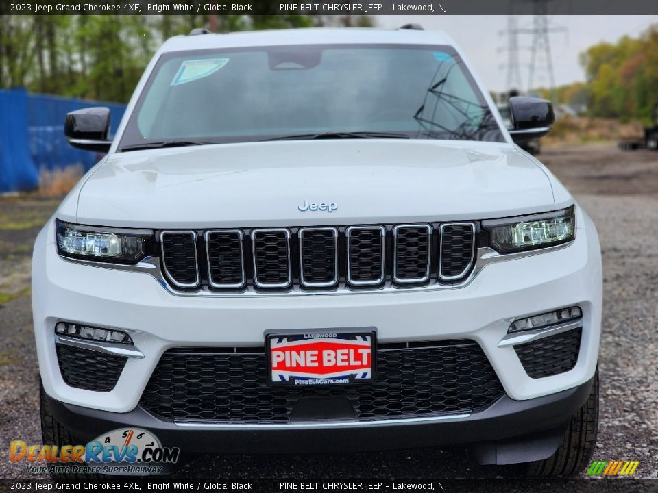 2023 Jeep Grand Cherokee 4XE Bright White / Global Black Photo #2