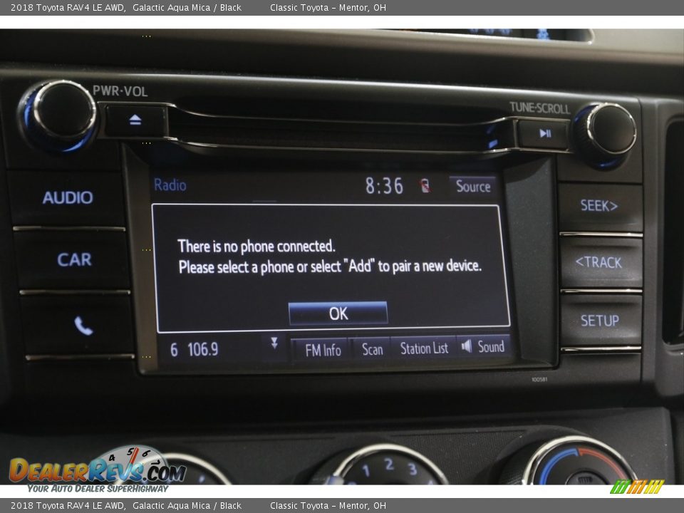 Controls of 2018 Toyota RAV4 LE AWD Photo #11