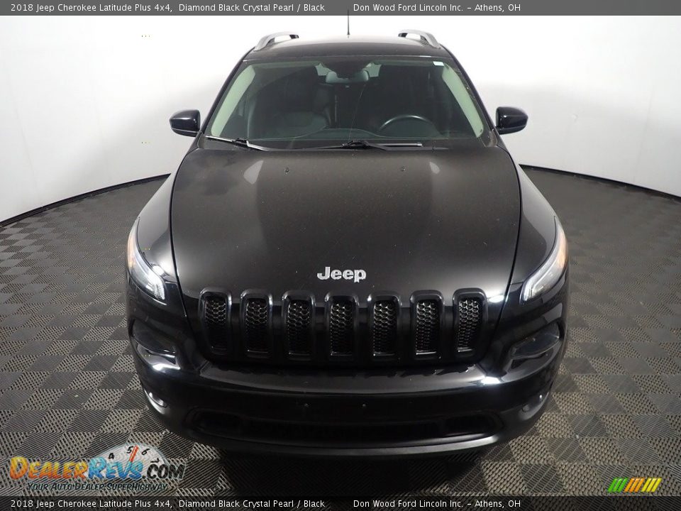 2018 Jeep Cherokee Latitude Plus 4x4 Diamond Black Crystal Pearl / Black Photo #6