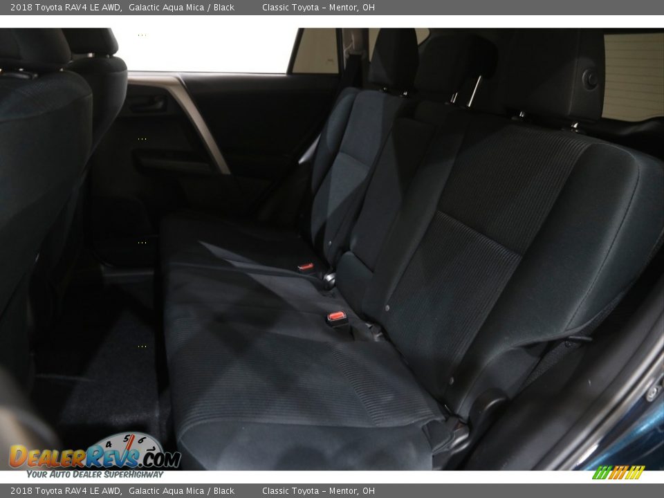 2018 Toyota RAV4 LE AWD Galactic Aqua Mica / Black Photo #17