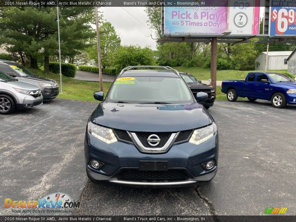 2016 Nissan Rogue SV AWD Arctic Blue Metallic / Charcoal Photo #7