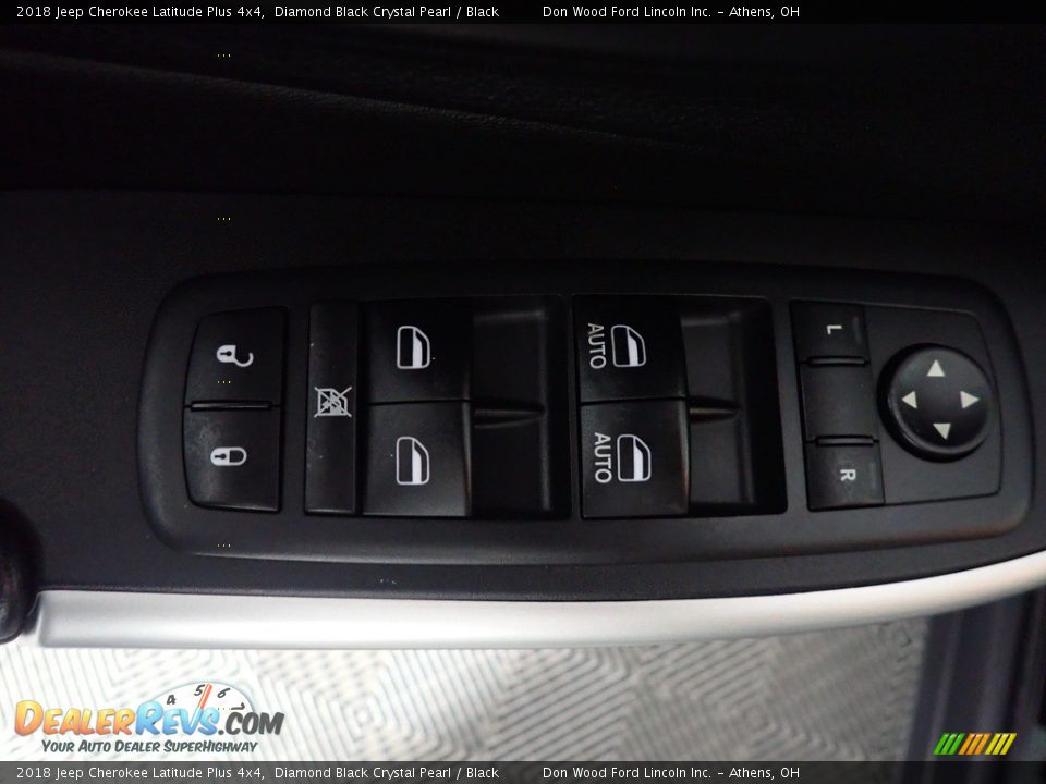 2018 Jeep Cherokee Latitude Plus 4x4 Diamond Black Crystal Pearl / Black Photo #20