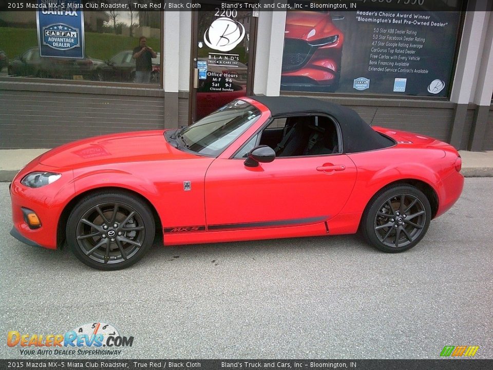 2015 Mazda MX-5 Miata Club Roadster True Red / Black Cloth Photo #2