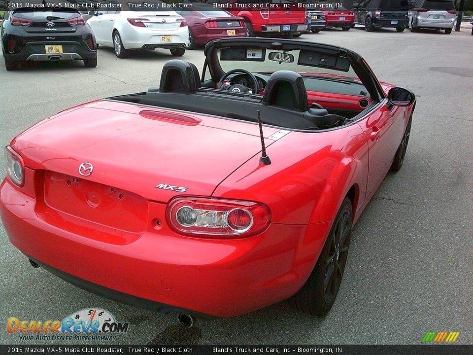 2015 Mazda MX-5 Miata Club Roadster True Red / Black Cloth Photo #10