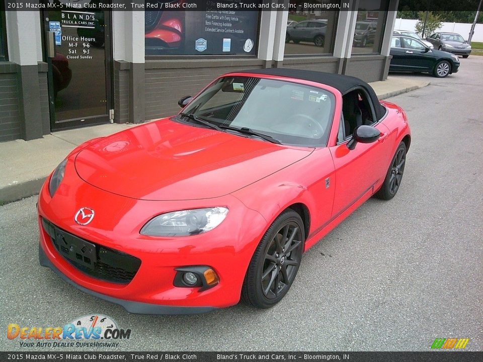 2015 Mazda MX-5 Miata Club Roadster True Red / Black Cloth Photo #11