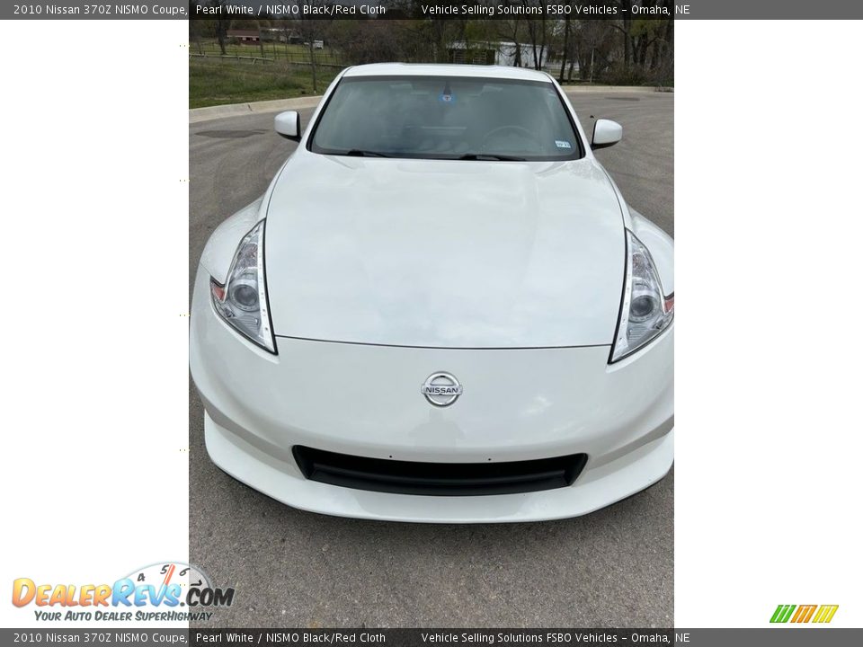 2010 Nissan 370Z NISMO Coupe Pearl White / NISMO Black/Red Cloth Photo #7