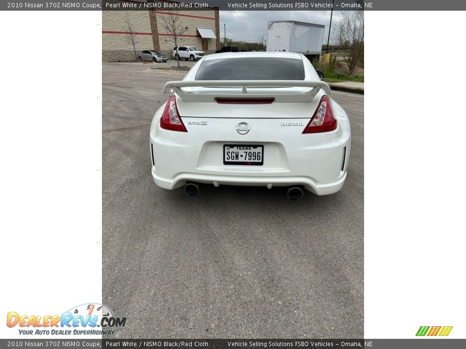 2010 Nissan 370Z NISMO Coupe Pearl White / NISMO Black/Red Cloth Photo #8