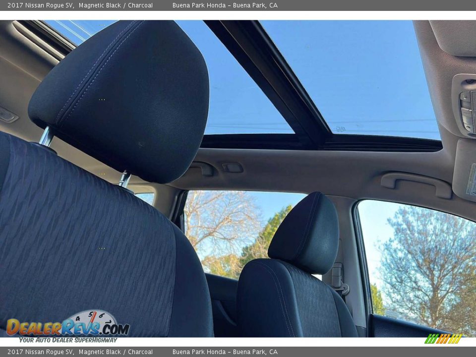 Sunroof of 2017 Nissan Rogue SV Photo #18