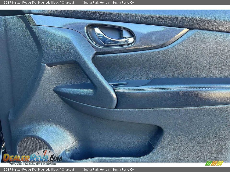 Door Panel of 2017 Nissan Rogue SV Photo #19