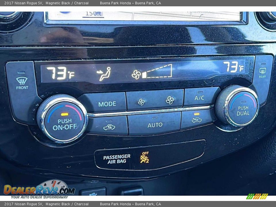Controls of 2017 Nissan Rogue SV Photo #22