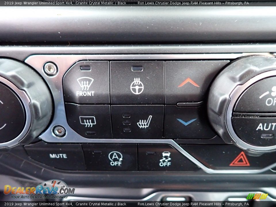 2019 Jeep Wrangler Unlimited Sport 4x4 Granite Crystal Metallic / Black Photo #17