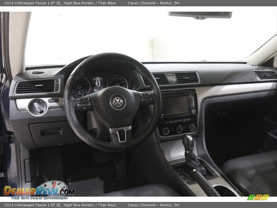 Dashboard of 2014 Volkswagen Passat 1.8T SE Photo #6