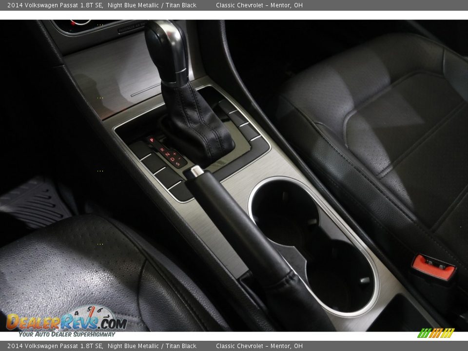 2014 Volkswagen Passat 1.8T SE Shifter Photo #13