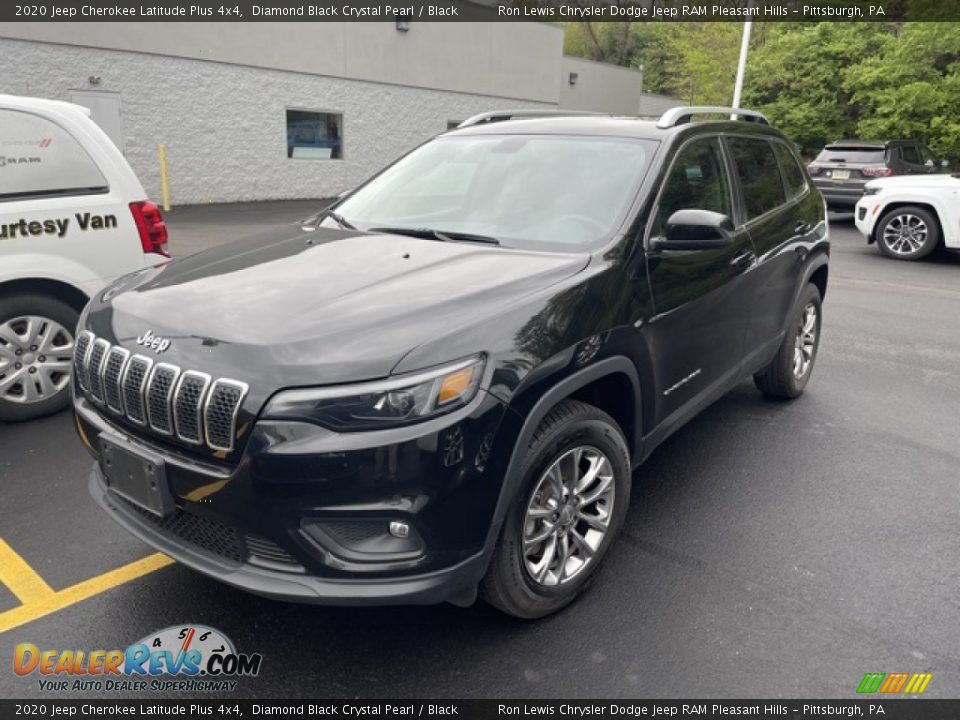 2020 Jeep Cherokee Latitude Plus 4x4 Diamond Black Crystal Pearl / Black Photo #1