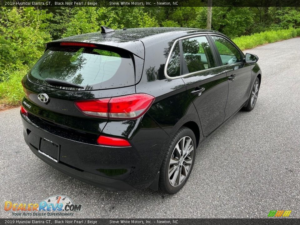 2019 Hyundai Elantra GT Black Noir Pearl / Beige Photo #6