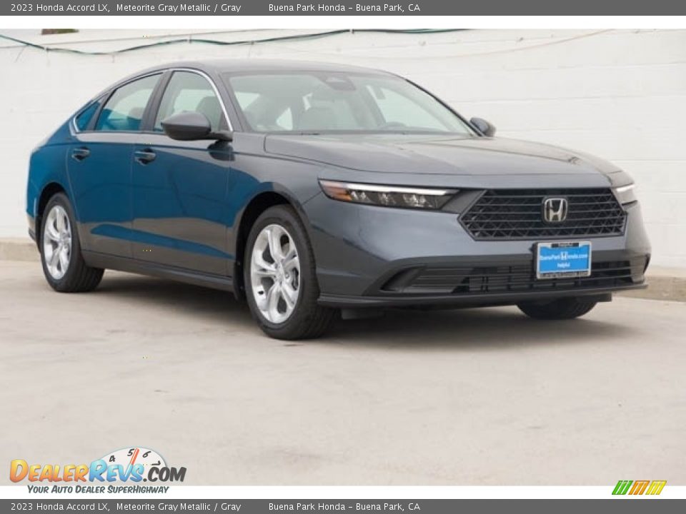 Front 3/4 View of 2023 Honda Accord LX Photo #1