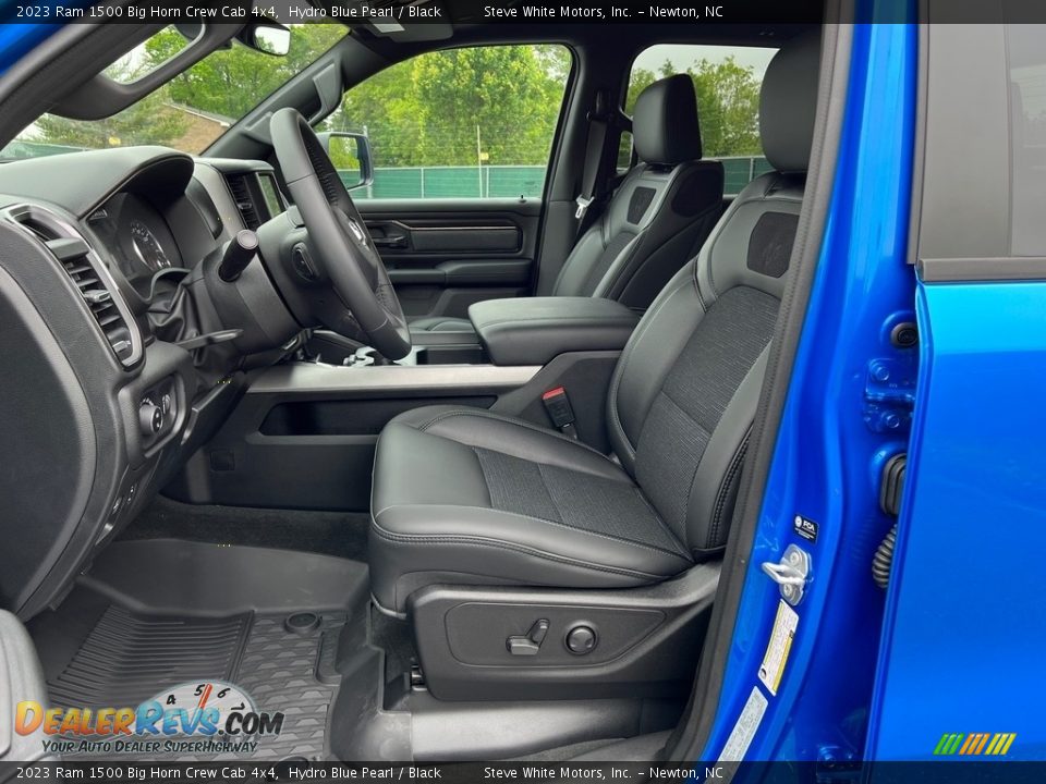 2023 Ram 1500 Big Horn Crew Cab 4x4 Hydro Blue Pearl / Black Photo #12