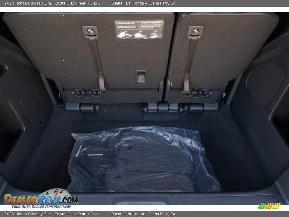 2023 Honda Odyssey Elite Crystal Black Pearl / Black Photo #30