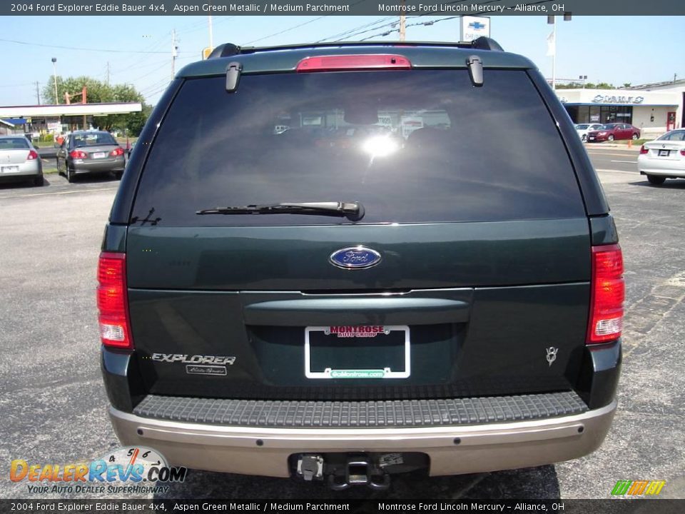 2004 Ford Explorer Eddie Bauer 4x4 Aspen Green Metallic / Medium Parchment Photo #4