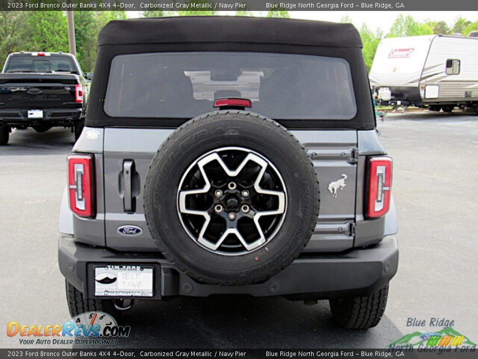 2023 Ford Bronco Outer Banks 4X4 4-Door Carbonized Gray Metallic / Navy Pier Photo #4