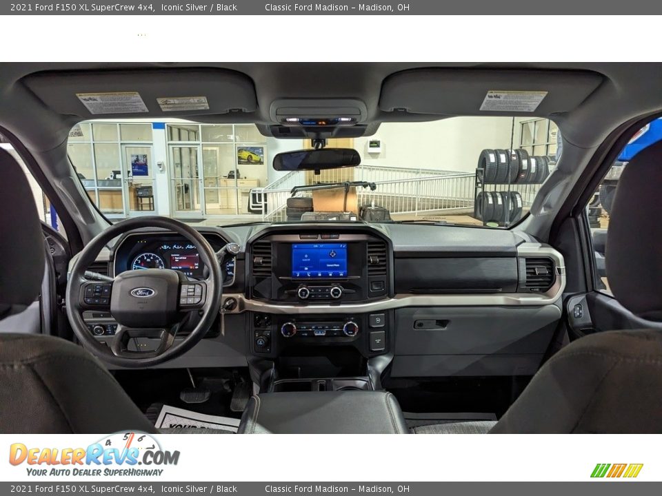Dashboard of 2021 Ford F150 XL SuperCrew 4x4 Photo #16