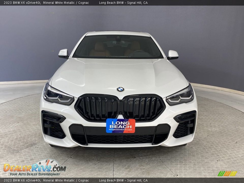 2023 BMW X6 xDrive40i Mineral White Metallic / Cognac Photo #2