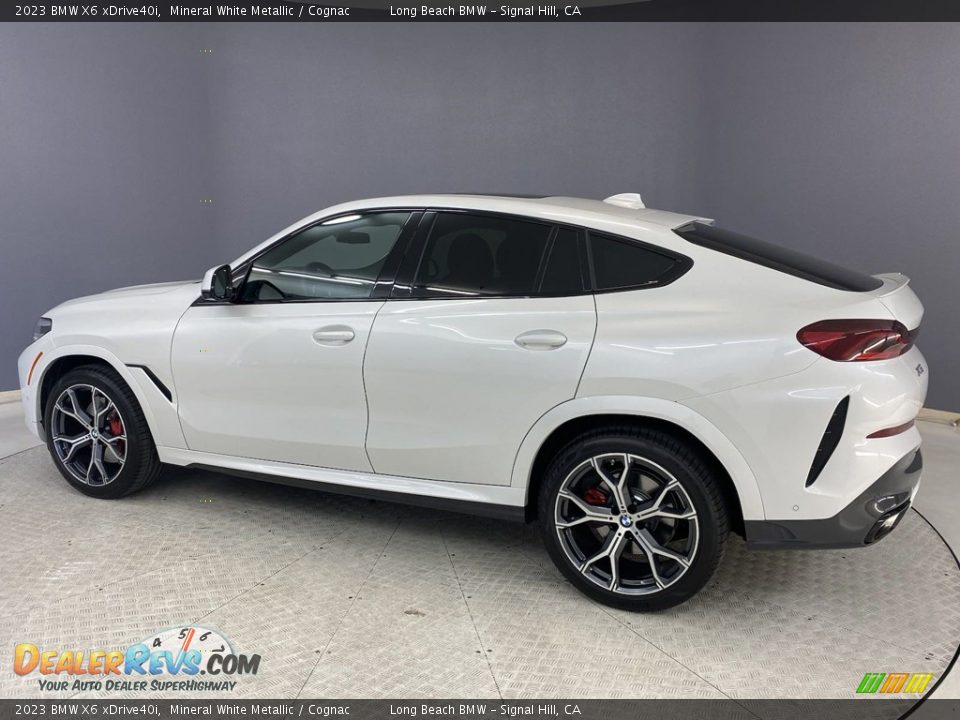 Mineral White Metallic 2023 BMW X6 xDrive40i Photo #3