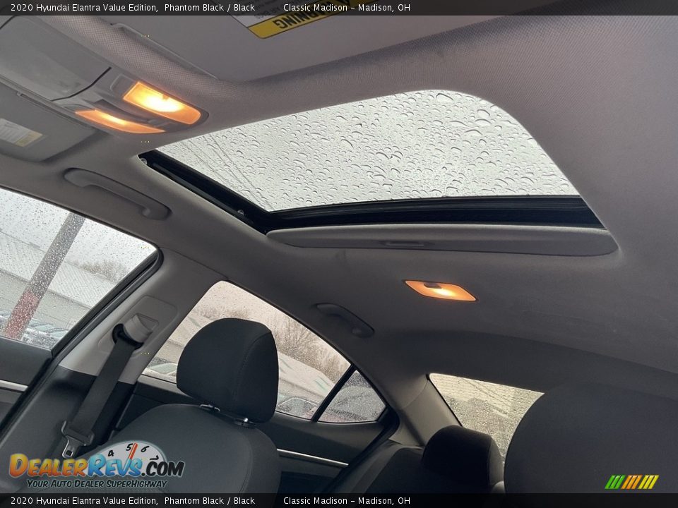 2020 Hyundai Elantra Value Edition Phantom Black / Black Photo #7