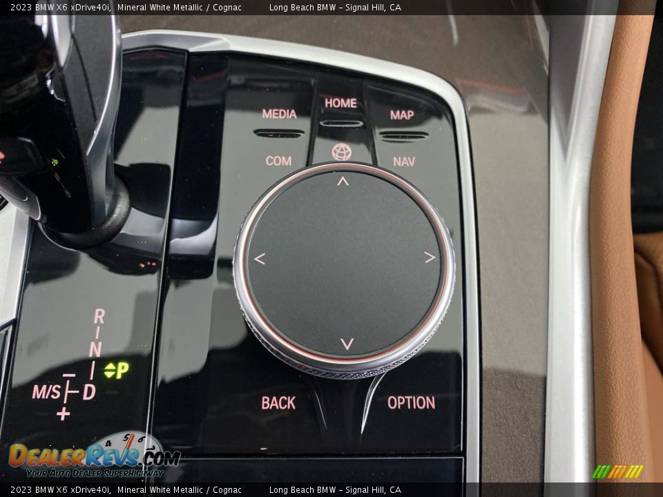 Controls of 2023 BMW X6 xDrive40i Photo #28