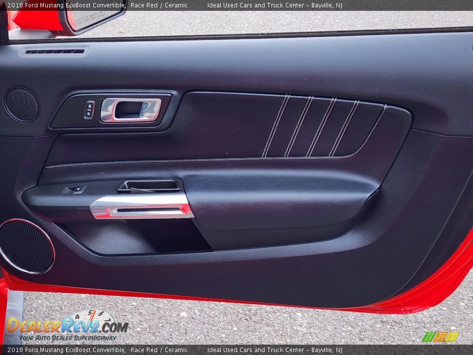 Door Panel of 2018 Ford Mustang EcoBoost Convertible Photo #14