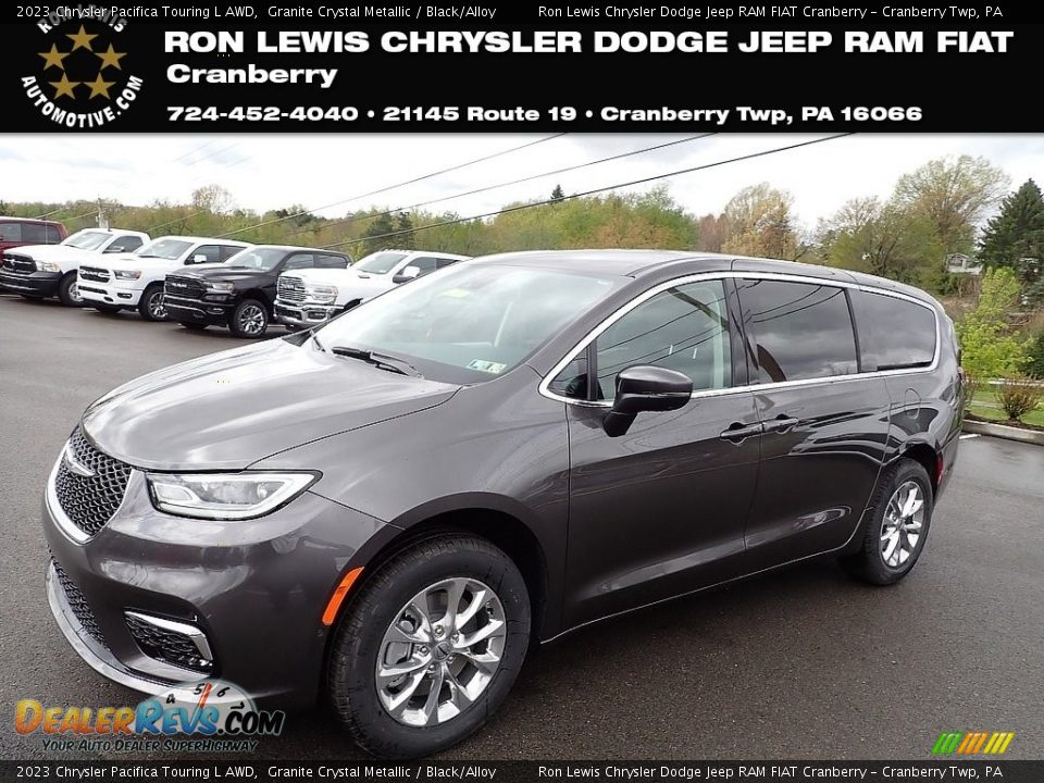 2023 Chrysler Pacifica Touring L AWD Granite Crystal Metallic / Black/Alloy Photo #1