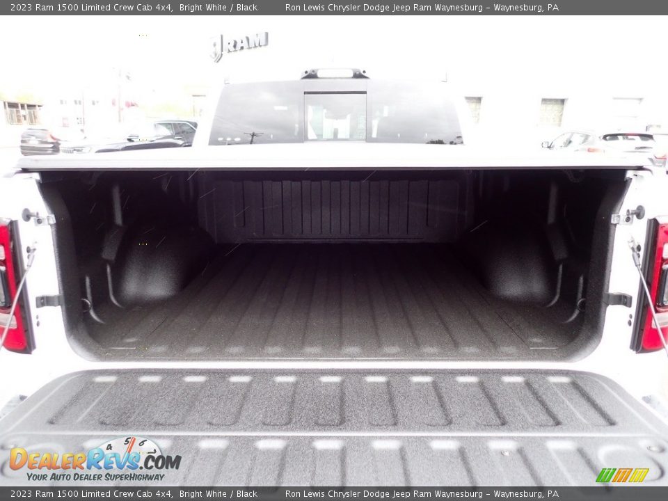 2023 Ram 1500 Limited Crew Cab 4x4 Bright White / Black Photo #5