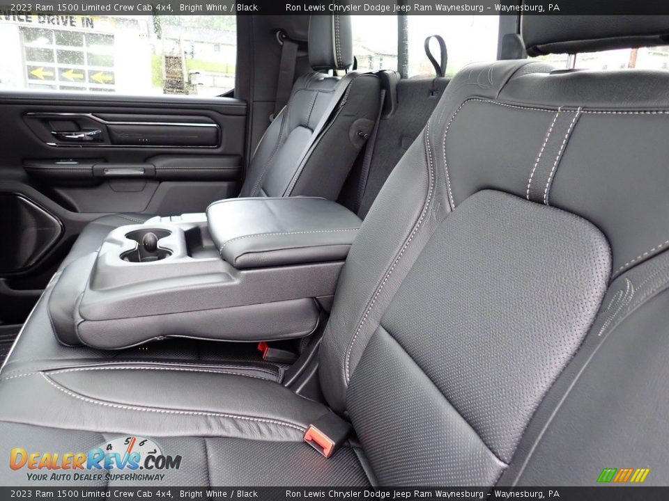 2023 Ram 1500 Limited Crew Cab 4x4 Bright White / Black Photo #12