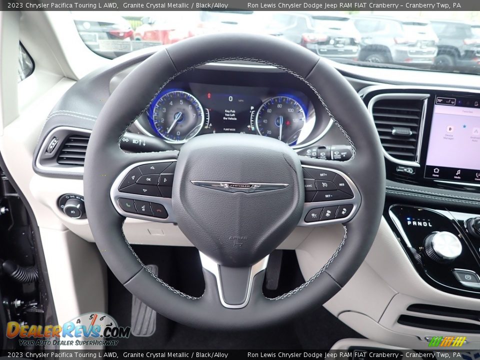 2023 Chrysler Pacifica Touring L AWD Granite Crystal Metallic / Black/Alloy Photo #18