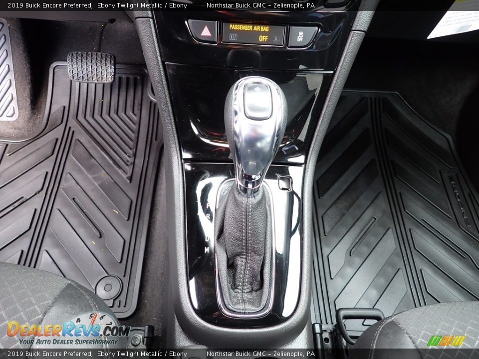 2019 Buick Encore Preferred Shifter Photo #26
