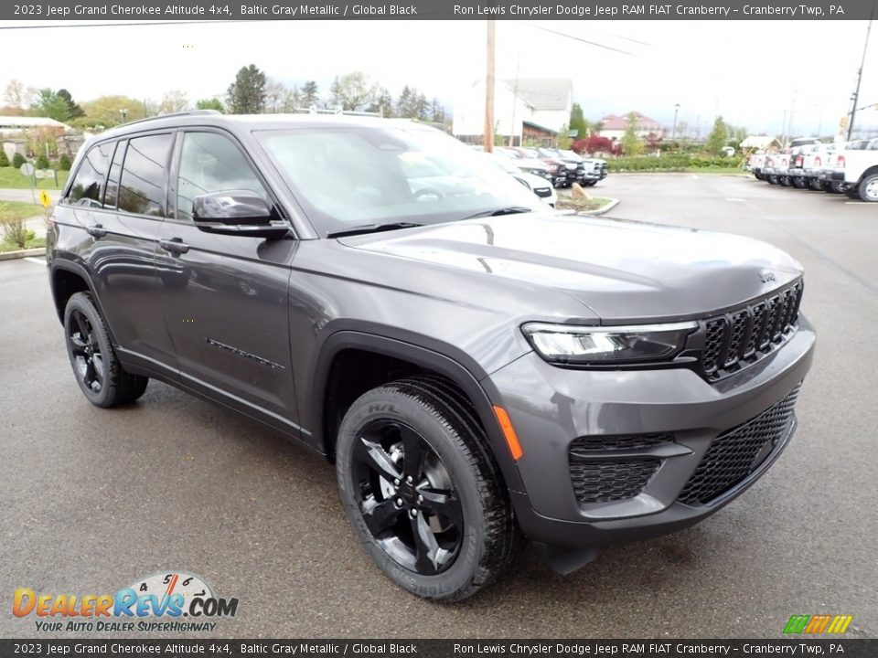 2023 Jeep Grand Cherokee Altitude 4x4 Baltic Gray Metallic / Global Black Photo #7