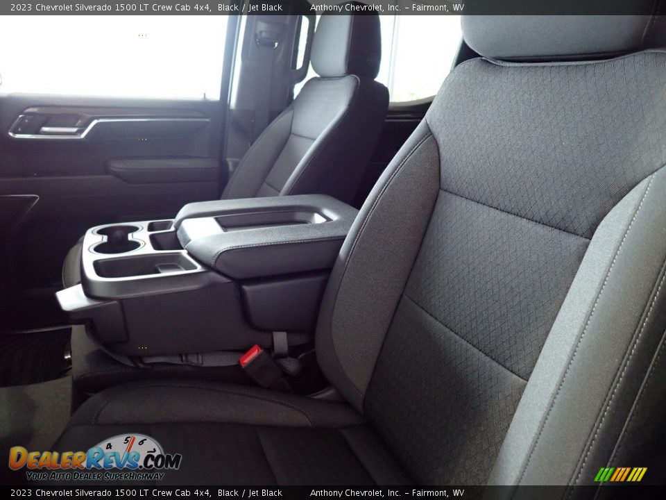 2023 Chevrolet Silverado 1500 LT Crew Cab 4x4 Black / Jet Black Photo #9