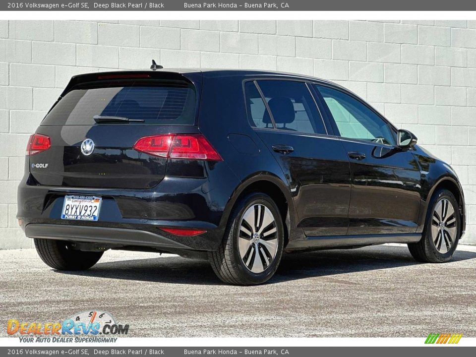 2016 Volkswagen e-Golf SE Deep Black Pearl / Black Photo #4