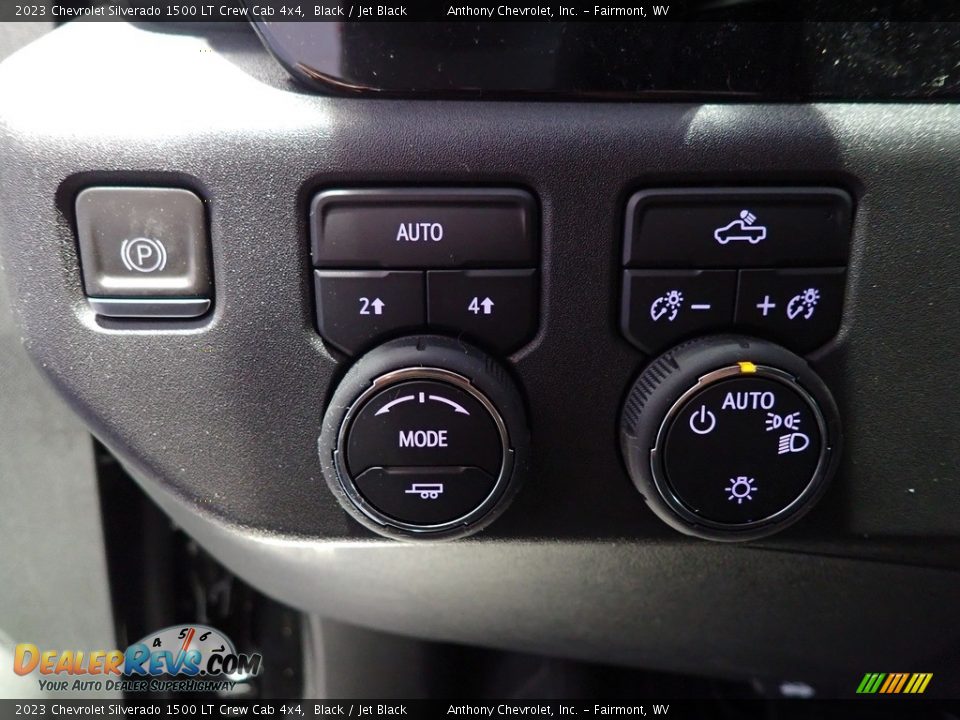 2023 Chevrolet Silverado 1500 LT Crew Cab 4x4 Black / Jet Black Photo #16